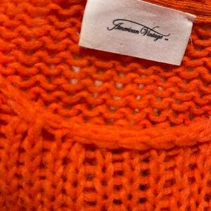 AMERICAN VINTAGE
Open-knit alpaca-blend sweater in Bright Orange-Pink